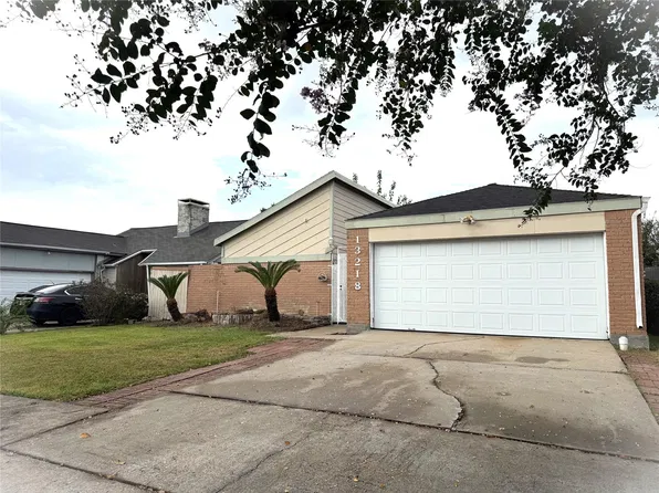 13218 Avonshire Dr, Houston, TX 77083