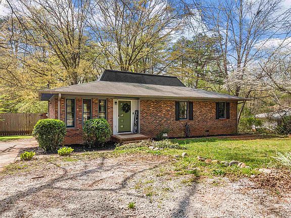 4th image of 313 Tubbs Mountain Rd
