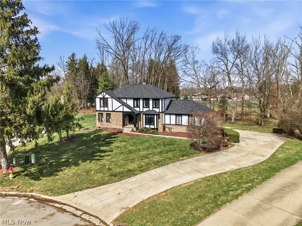 2699 Morningside Pl, Poland, OH 44514