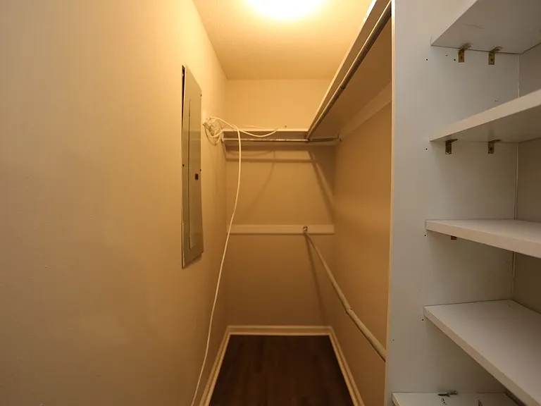 203A Courtney Way — Photo 10