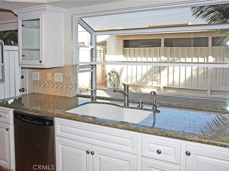 9746 Monte Carlo Cir — Photo 12