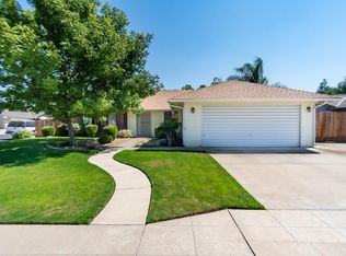 1758 Richert Ave, Clovis, CA 93611