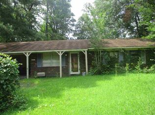 2371 Upper Dr, Pearl, MS 39208