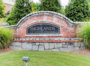 7225 Highland Blf NE, Sandy Springs, GA 30328