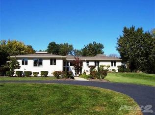 1185 Higbee Mill Rd, Lexington, KY 40503