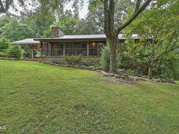 204 Chinquapin Ln, Jonesborough, TN 37659