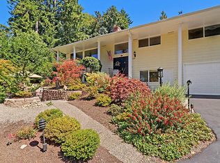 8124 Talbot Rd, Edmonds, WA 98026