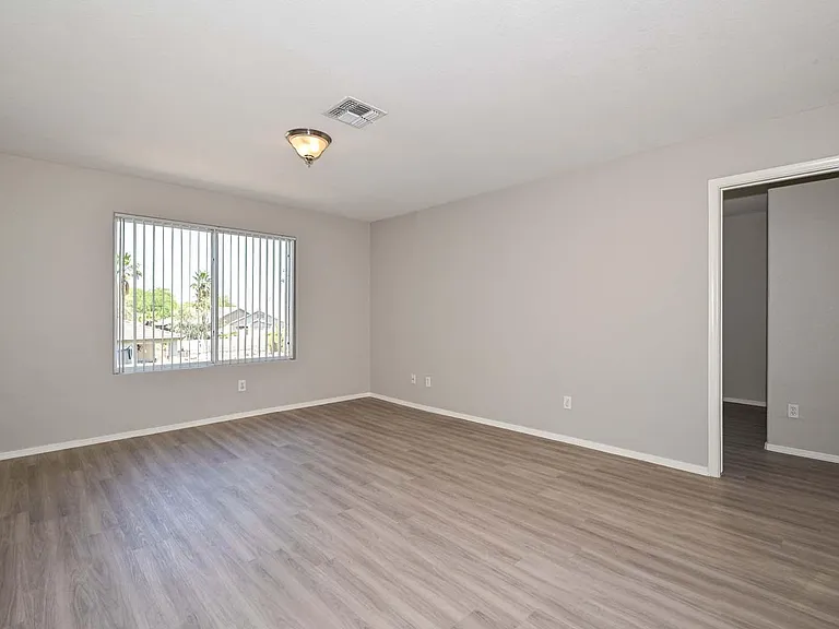 223 S 119th Dr — Photo 32