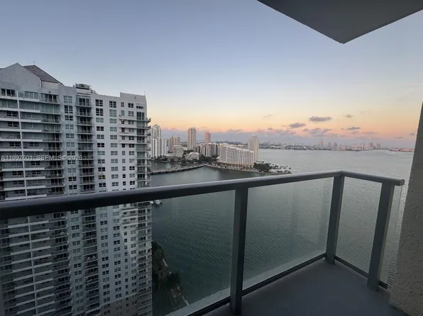 1155 Brickell Bay Dr, Miami, FL