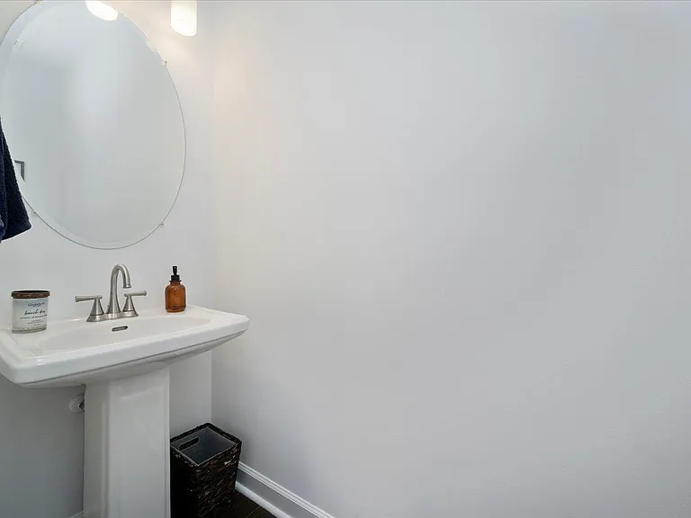 9614 21st Bay St — Photo 11