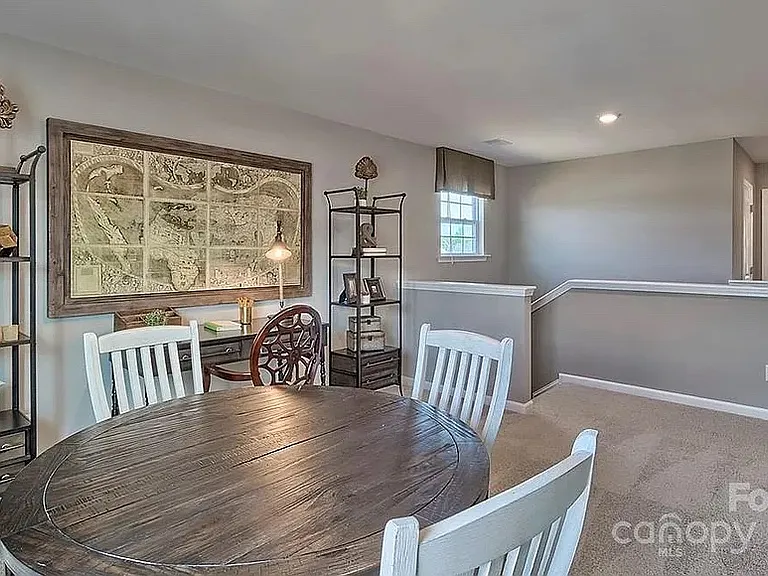 92 Ashelyn Park Dr — Photo 12