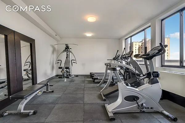 Rented by Compass | media 23