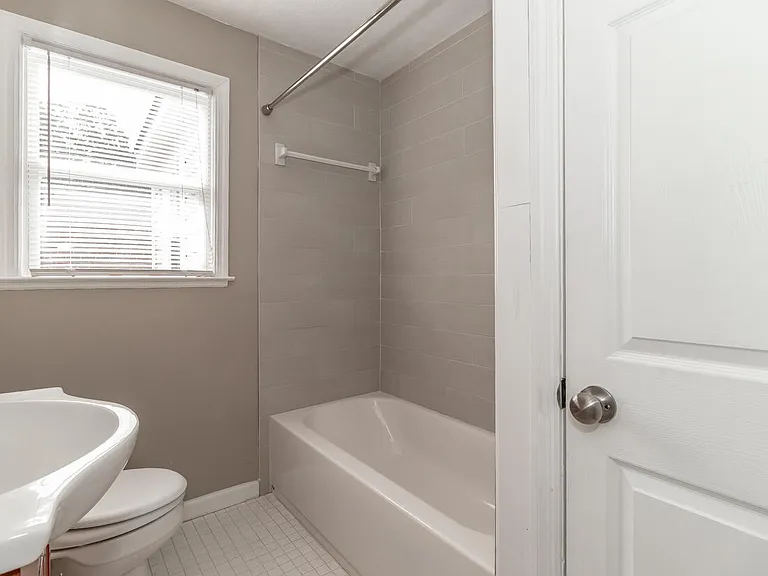 2709 Hazel St — Photo 18