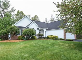 44 Dexter Dr, Rochester, NY 14612