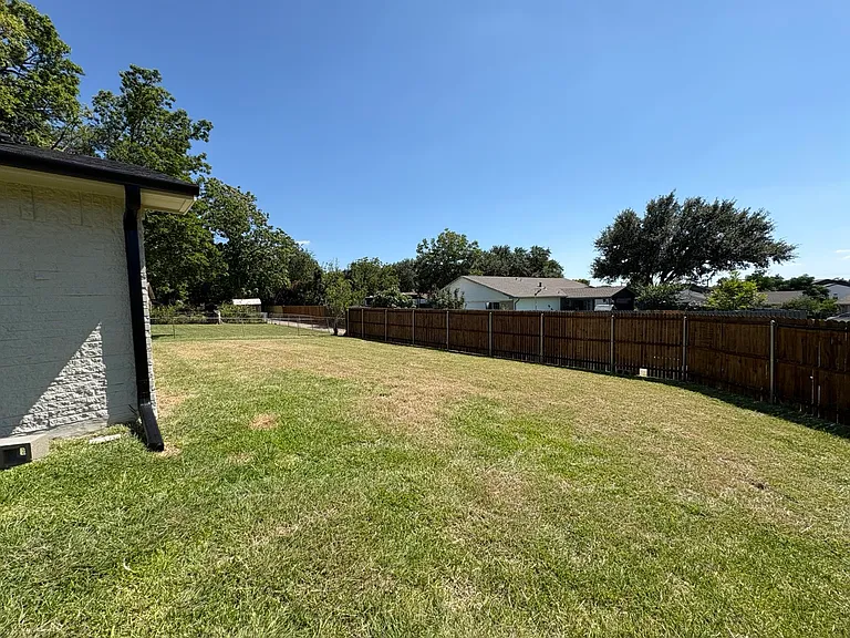 Wrap-around backyard, large corner lot