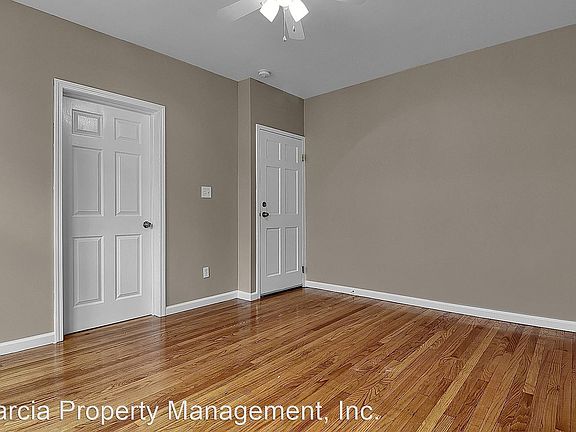 4th image of 4945 Oleatha Ave APT 2W