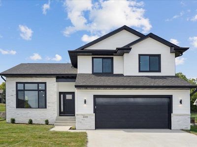 219 Eversull Ln, Iowa City, IA, 52245