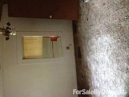 2nd image of 922 N 36th St