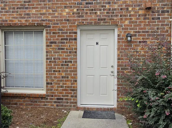 731 Coventry Ln APT H, Florence, SC 29501