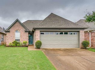 1084 Cross Wood Ln, Cordova, TN 38018