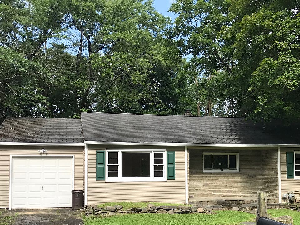 1st image of 560 50 Brookside Ave W