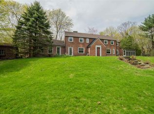 40 West Rd, Troy, NY 12180
