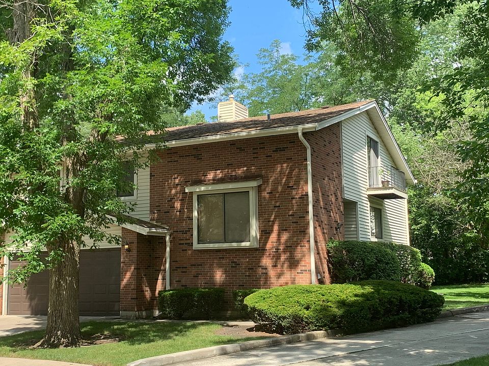 2nd image of 18673 Golfview Dr #18673