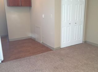 902 Luther Pl APT 1, Albert Lea, MN 56007