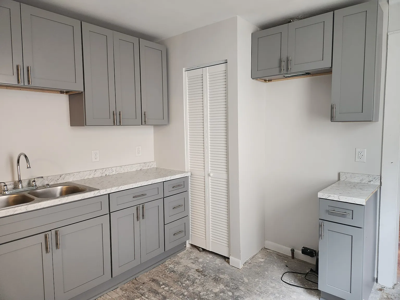 2811 Parish Ave — Photo 4