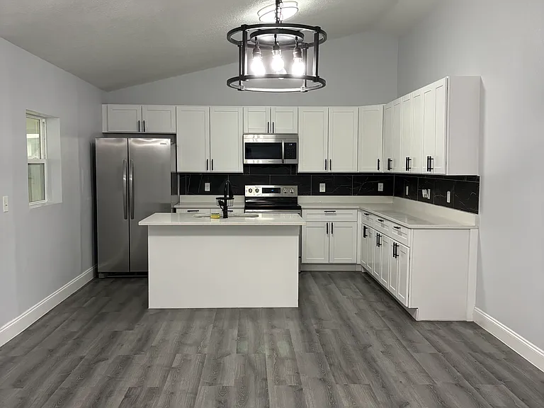 648 Pyramid Ave — Photo 15