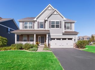 2 Anne Cir, Lemont, IL 60439