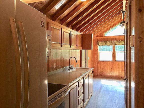 Kitchen to living room