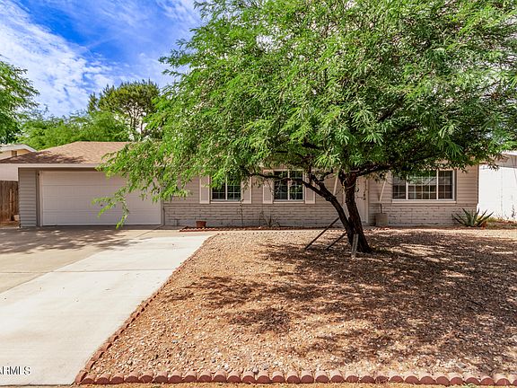 2nd image of 2237 E VISTA Drive