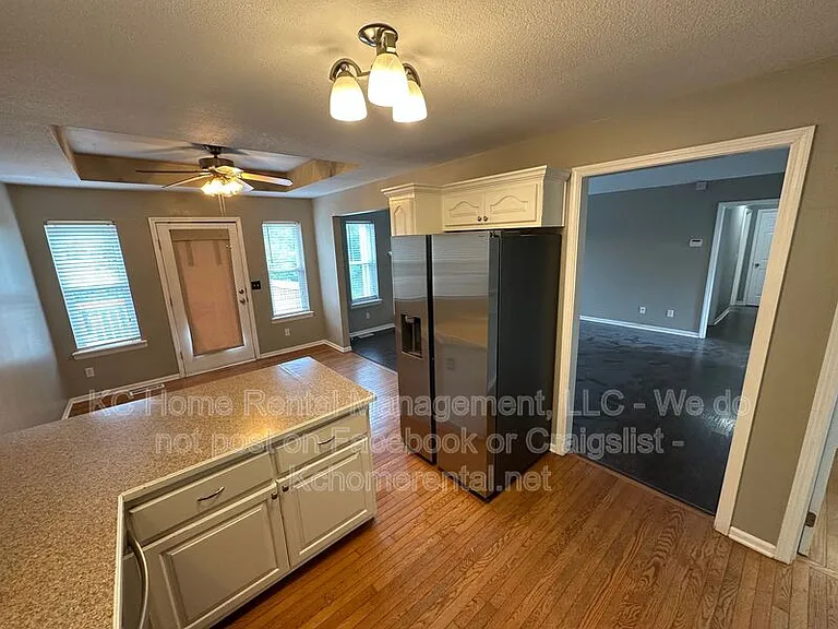11314 N Lewis Ave — Photo 7