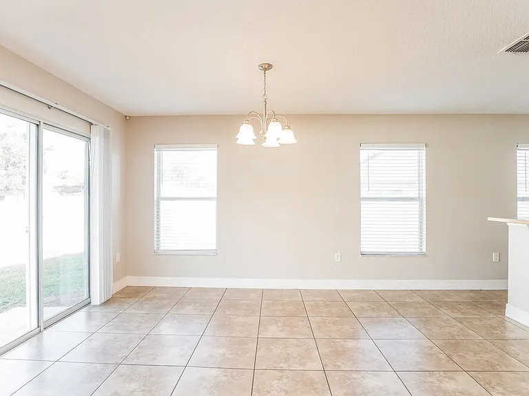 4505 Barbados Loop — Photo 5