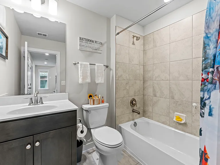 2410 Stella Pl #2 — Photo 19