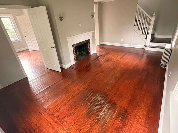 5th image of 368 Newhall St #1