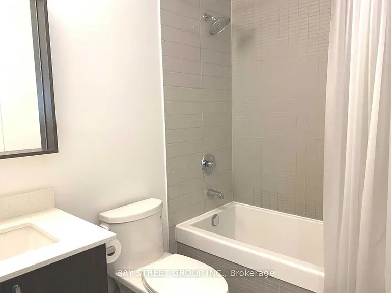 4633 Glen Erin Dr W #802 — Photo 9