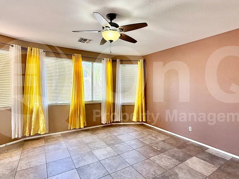 2747 W Silver Fox Way — Photo 15
