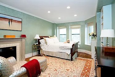 Sold by Kleier Residential