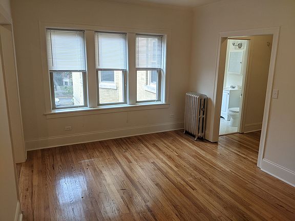5th image of 6439-41 N Newgard Ave #6439N-3C