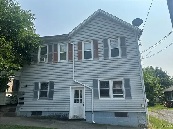36 Bradford St, Auburn, NY 13021
