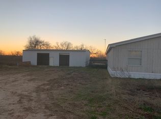 211 Saw Mill Rd, Seguin, TX 78155