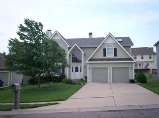 7243 N Mersington Ave, Kansas City, MO 64119