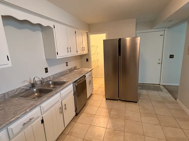 2390 Bicentennial Ave #8 — Photo 9