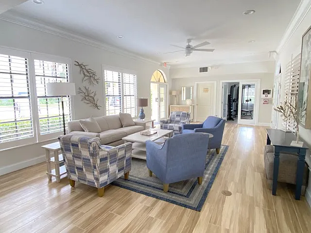7032 Pelican Bay Blvd #103 — Photo 23