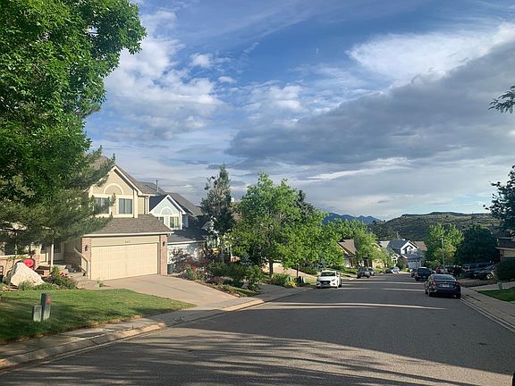 3rd image of 647 Somerset Dr