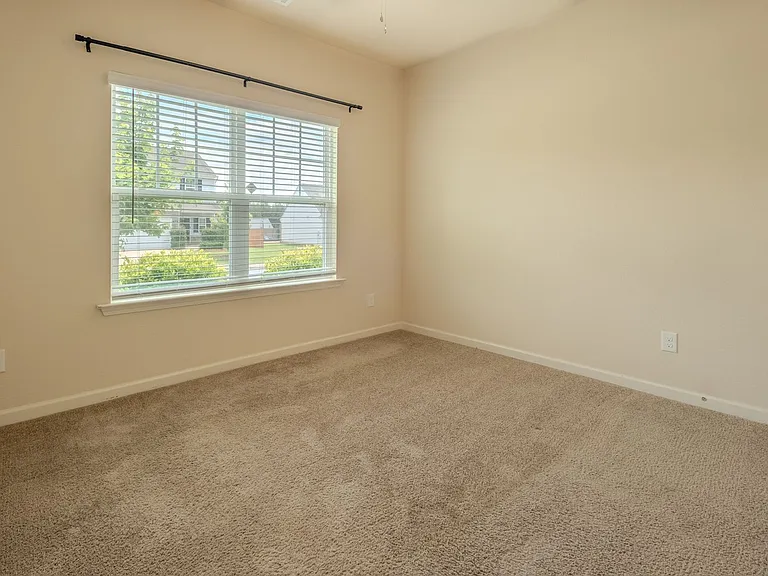569 Greenlee Rd — Photo 21
