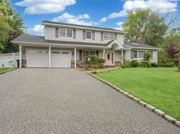 20 Delmar Lane, Commack, NY 11725