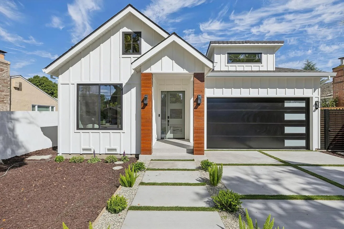 152 Bland Ave photo 1